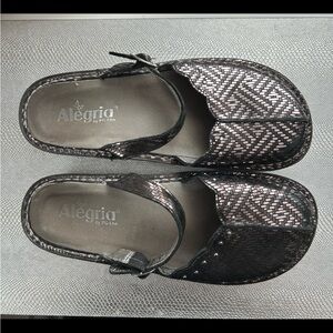 Alegria Tuscany Pewter 38
